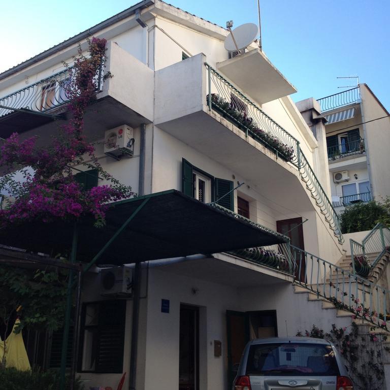 Apartments Smiljka Makarska Esterno foto