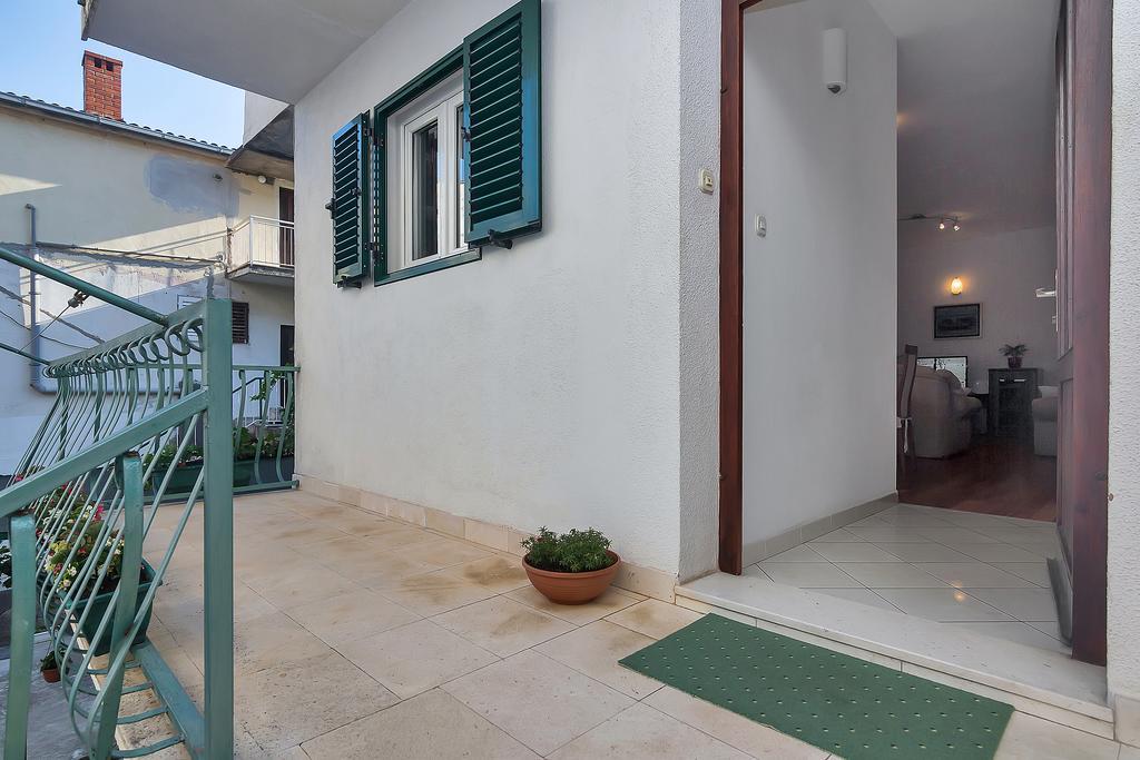 Apartments Smiljka Makarska Esterno foto