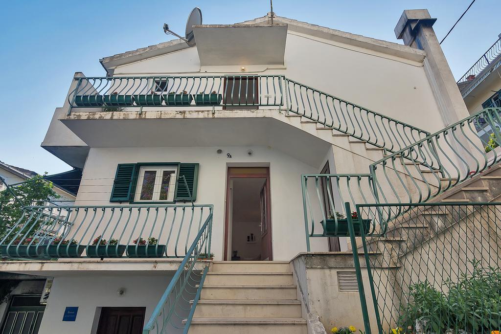 Apartments Smiljka Makarska Esterno foto