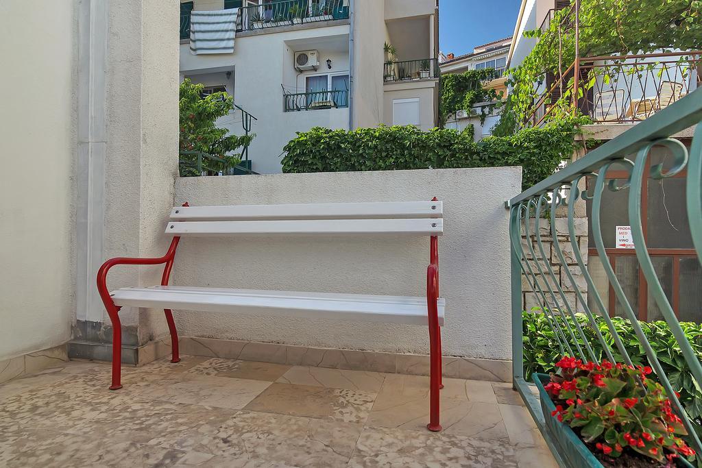 Apartments Smiljka Makarska Esterno foto
