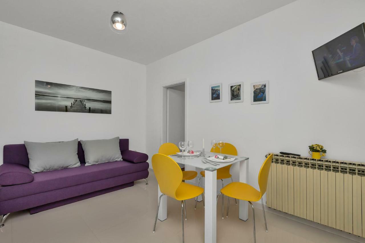 Apartments Smiljka Makarska Esterno foto